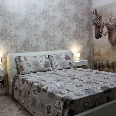 Emotions Bed & Breakfast Фиумичино Екстериор снимка