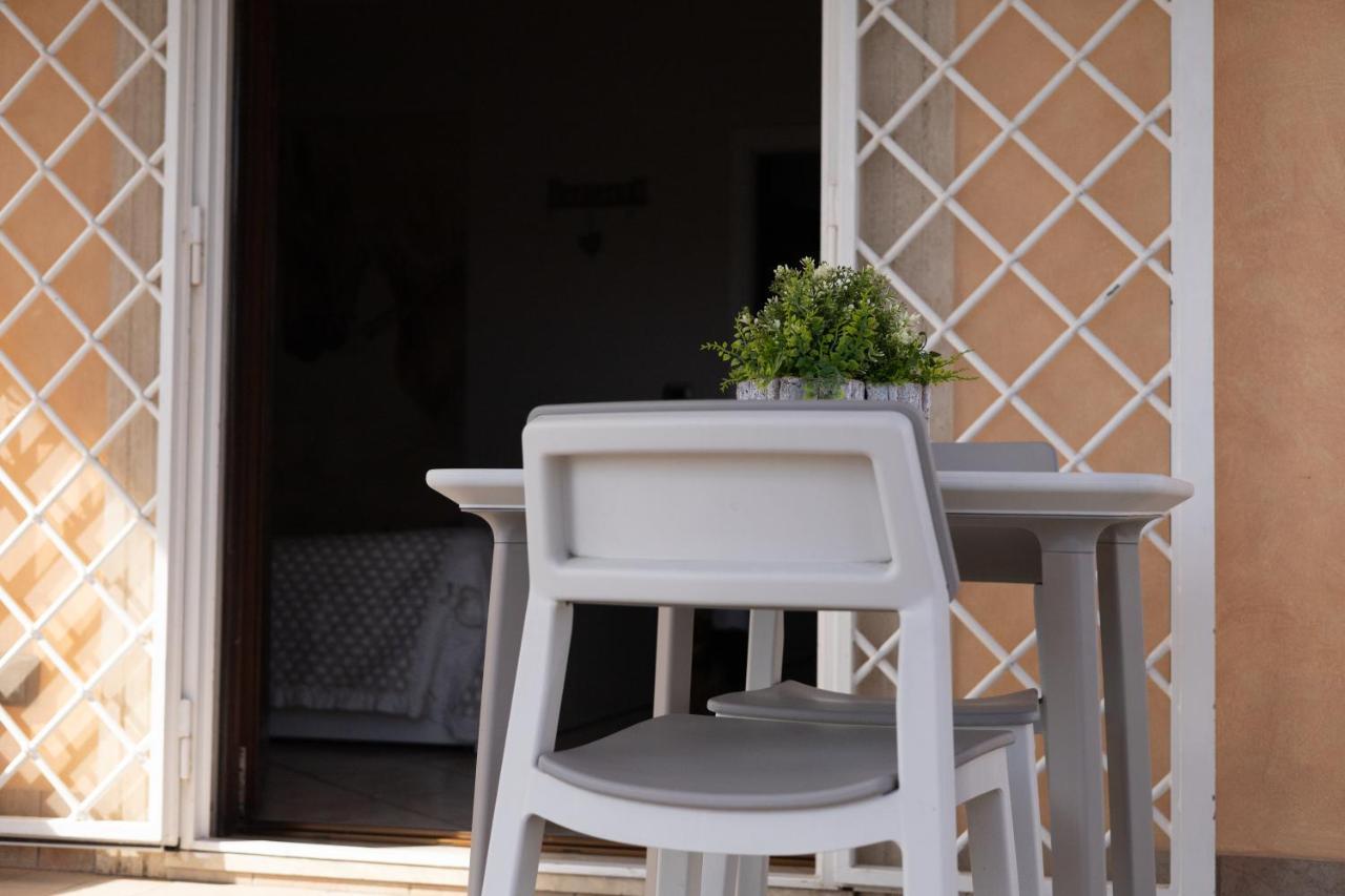Emotions Bed & Breakfast Фиумичино Екстериор снимка