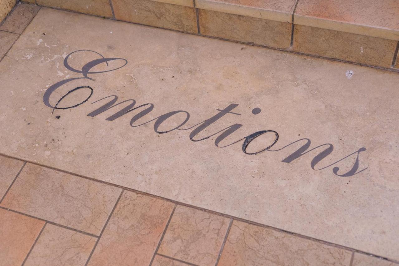 Emotions Bed & Breakfast Фиумичино Екстериор снимка