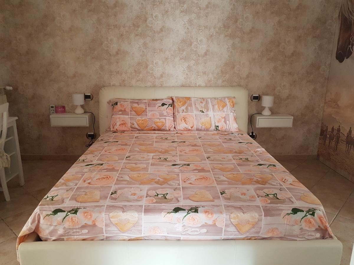 Emotions Bed & Breakfast Фиумичино Екстериор снимка
