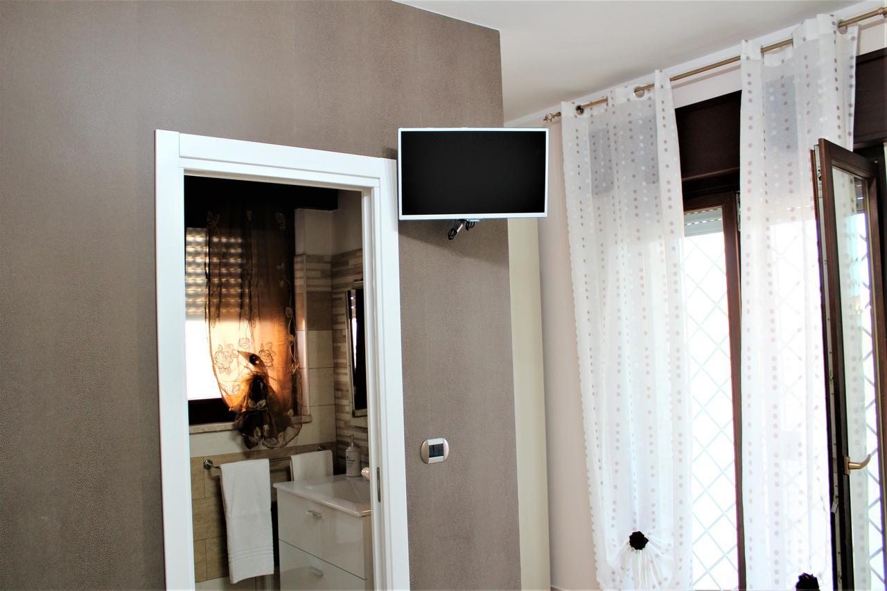 Emotions Bed & Breakfast Фиумичино Екстериор снимка