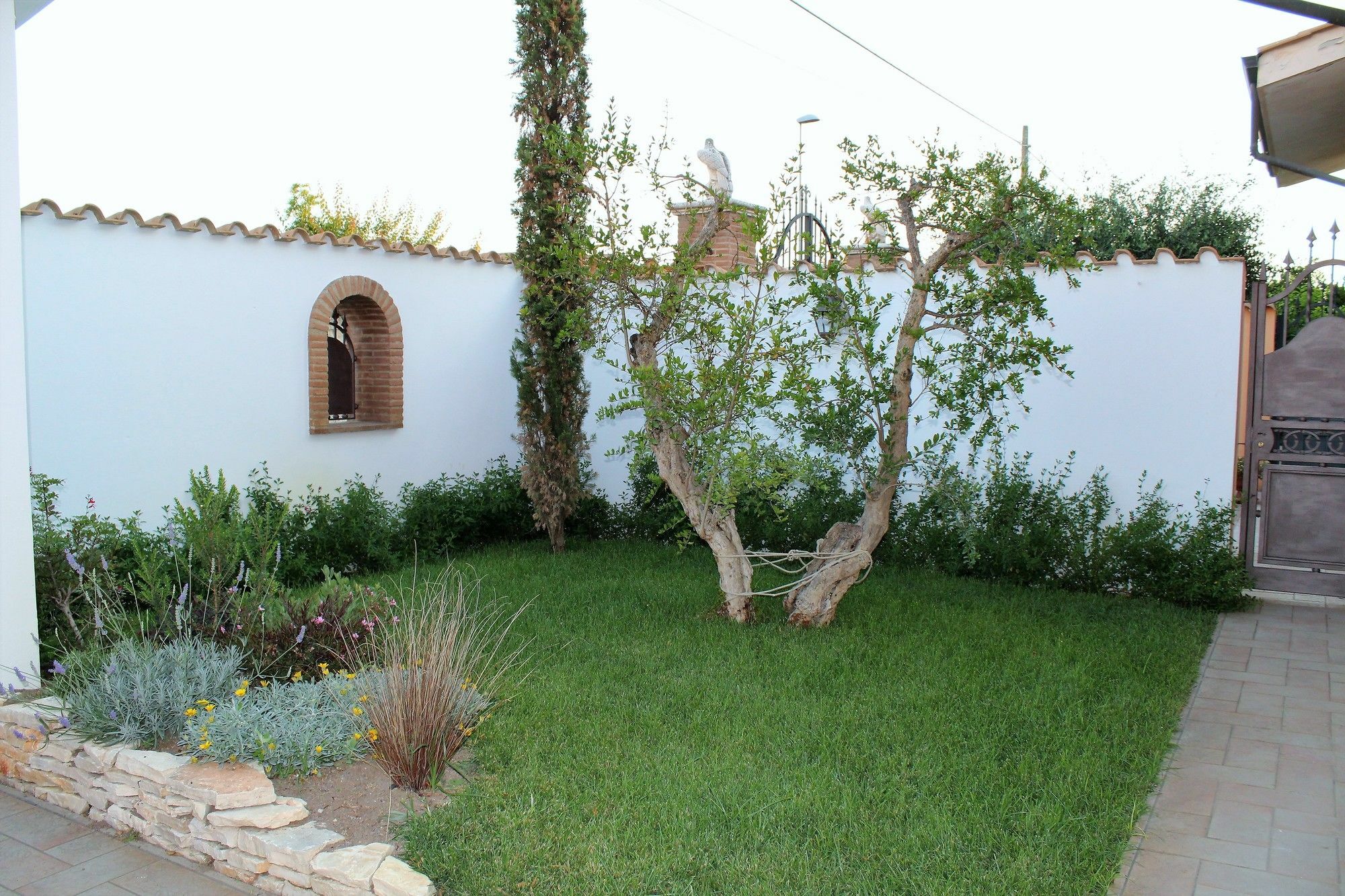 Emotions Bed & Breakfast Фиумичино Екстериор снимка
